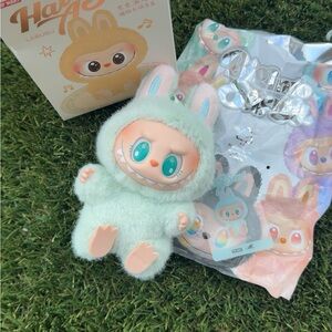 Ququ labubu have a seat